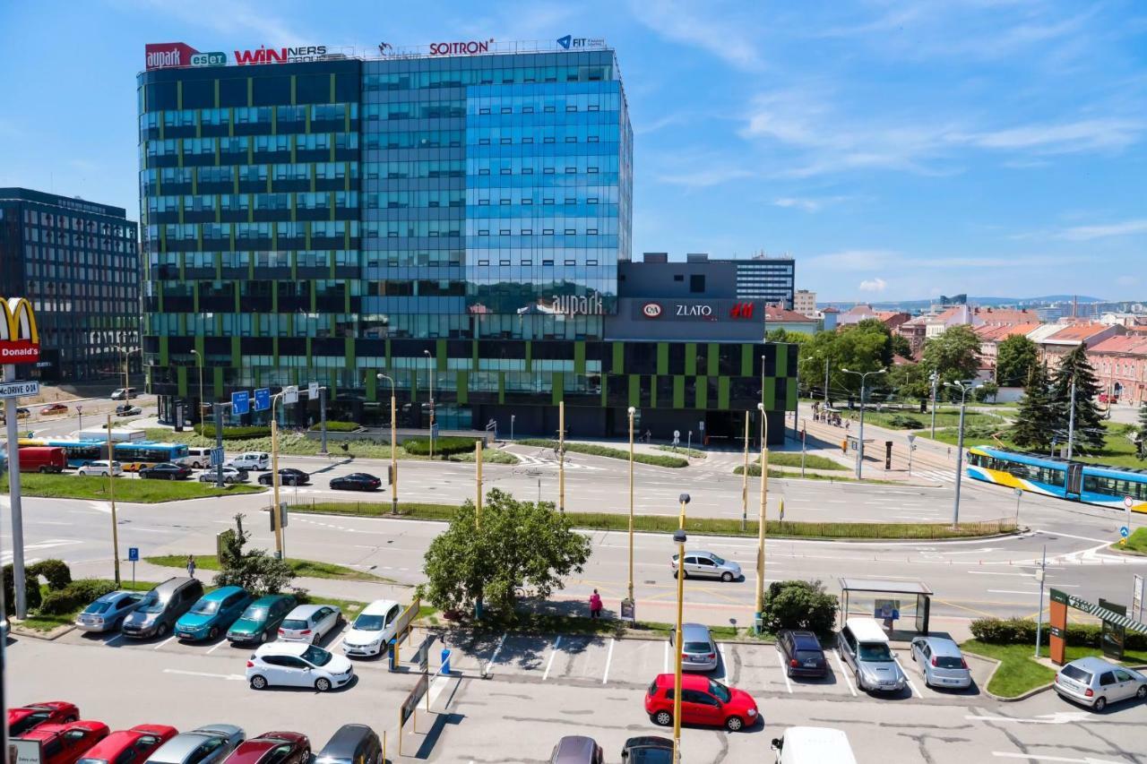 Ah Corner House Apartment Kosice Exterior photo